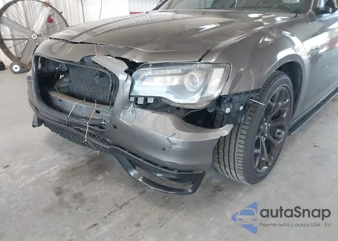 2019 Chrysler 300 300S z USA, uszkodzony, nr VIN 2C3CCABG1KH583069